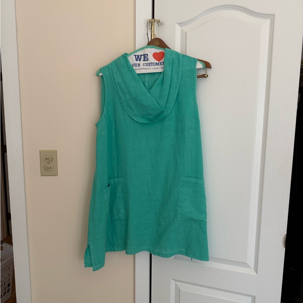 Matchpoint teal sleeveless cowl neck tunic